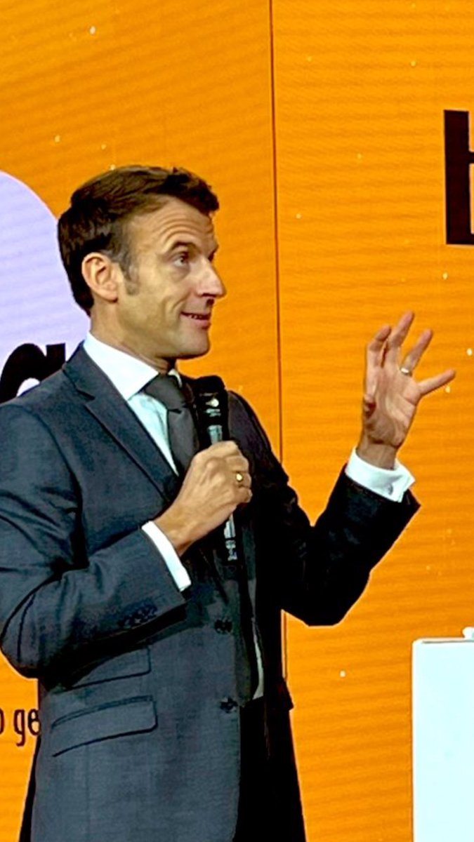 munsch_eric's tweet photo. @LevenementFTV @EmmanuelMacron @Caroline_Roux @France2tv Boycott total https://t.co/9LE8qdEAIi