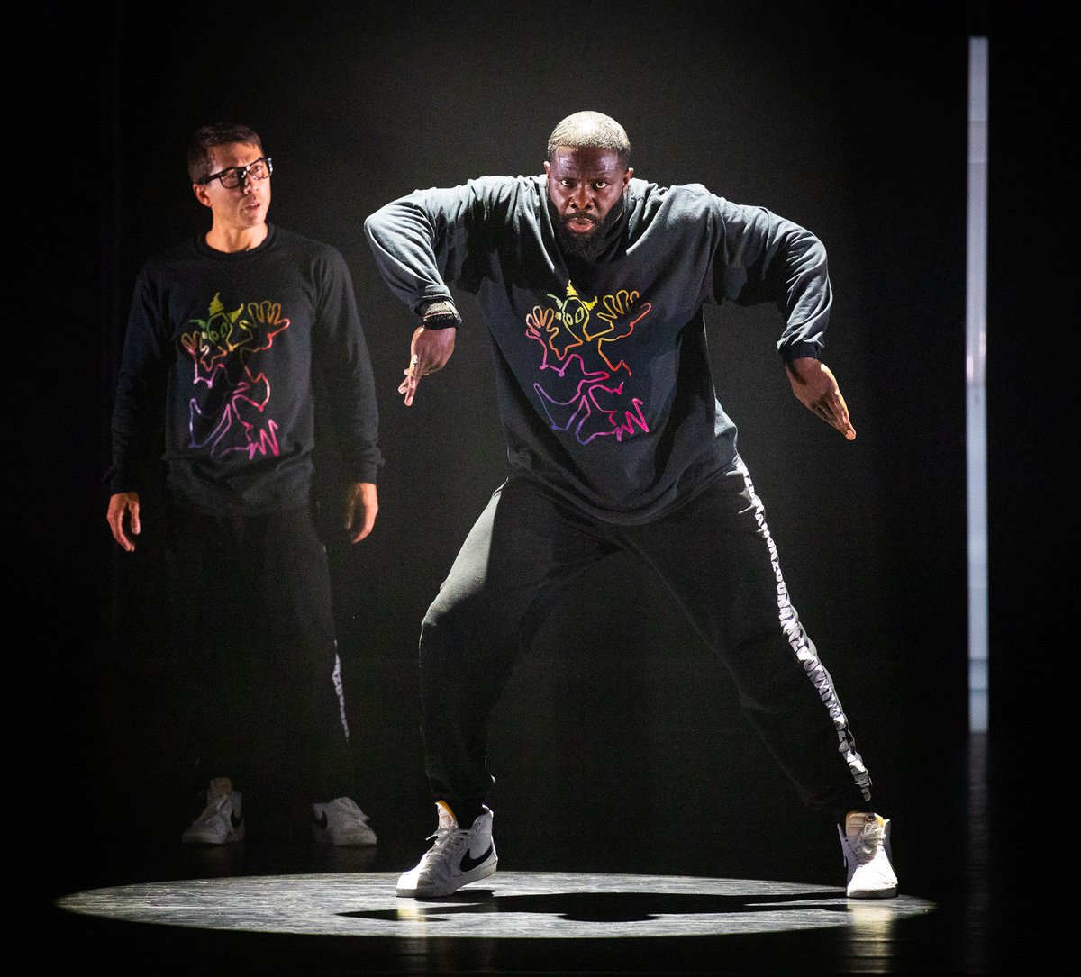 "The Sadler’s Wells stage practically vibrates with the high-pitched energy"
⭐⭐⭐⭐ The Times 

#Mixtape #review <a href="/thetimes/">The Times and The Sunday Times</a> 

thetimes.co.uk/article/mixtap… 

Photo by Paul Hampartsoumian
#Mixtape
<a href="/Sadlers_Wells/">Sadler's Wells</a>