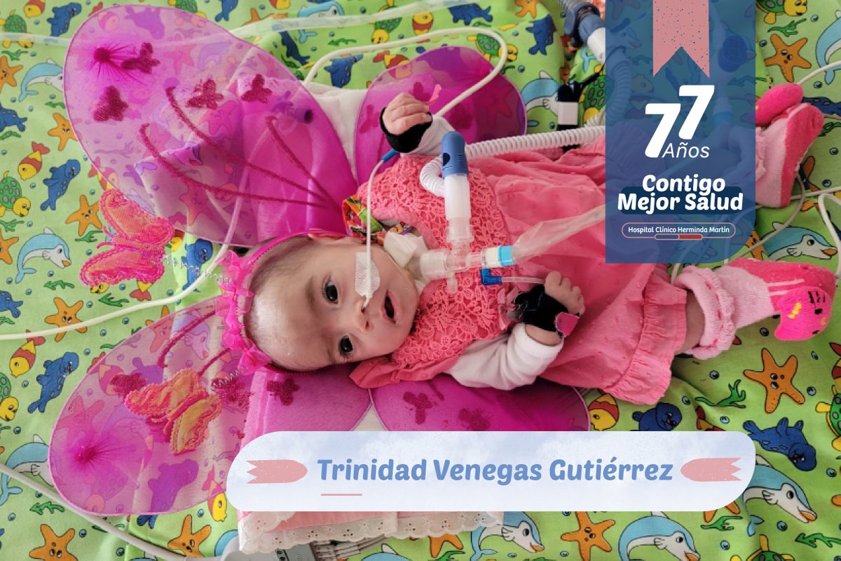 ¡Qué hermoso, que el equipo de la Unidad de Neonatología y de Cuidados Críticos Infantiles además de cuidar, entregue buenas vibras y felicidad tanto a los bebés recién nacid@s 👶como a la familia que tanto lo necesita!
#77AñosHCHM