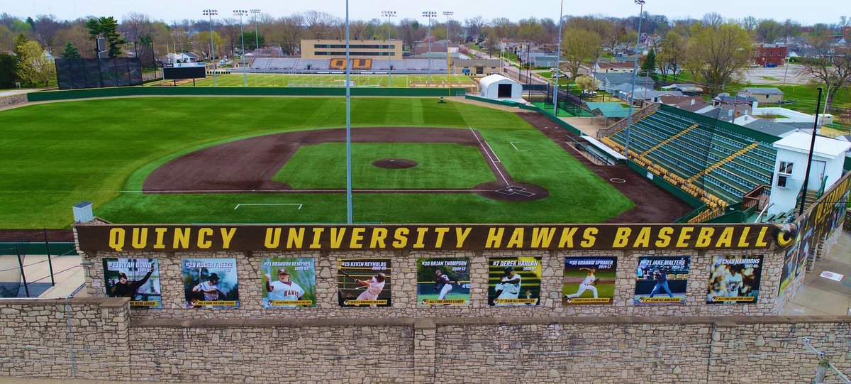 EliDyer4's tweet photo. I am excited to announce my commitment to Quincy University to further my academic and athletic career. I want to thank God, my family, friends, and coaches who have all helped and supported me along the way. Go Hawks! @QUHawksBaseball https://t.co/0Y4s5lQfhu