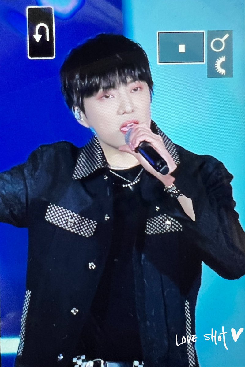 221007 The-k concert 

추운 날씨에 고생했어요ㅠㅠ

<a href="/official_yoon_/">official_yoon_</a> 

#승윤 #강승윤 #SEUNGYOON #위너       #winner