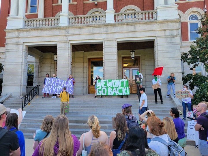 Yesterday, student survivors and allies were fighting for justice for survivors from 11 AM to 8 PM. And for the first time in years, we were able to have a Take Back The Night. 

You are so much more than your trauma. You will not only survive, but thrive. #takebackthenight