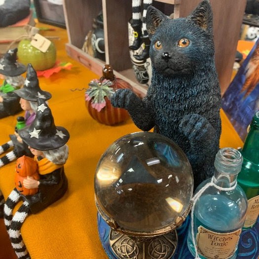EastWestBooks's tweet photo. What's on our floor these days? Some tricks &amp; treats for your Samhain, a selection of glazed ceramics from Raku Pottery, our huge selection of 2023 wall calendars and notebook calendars/date books, &amp; some wearable manifestation aromatherapy scents!Stop by this weekend! https://t.co/fnUpBrcrlR