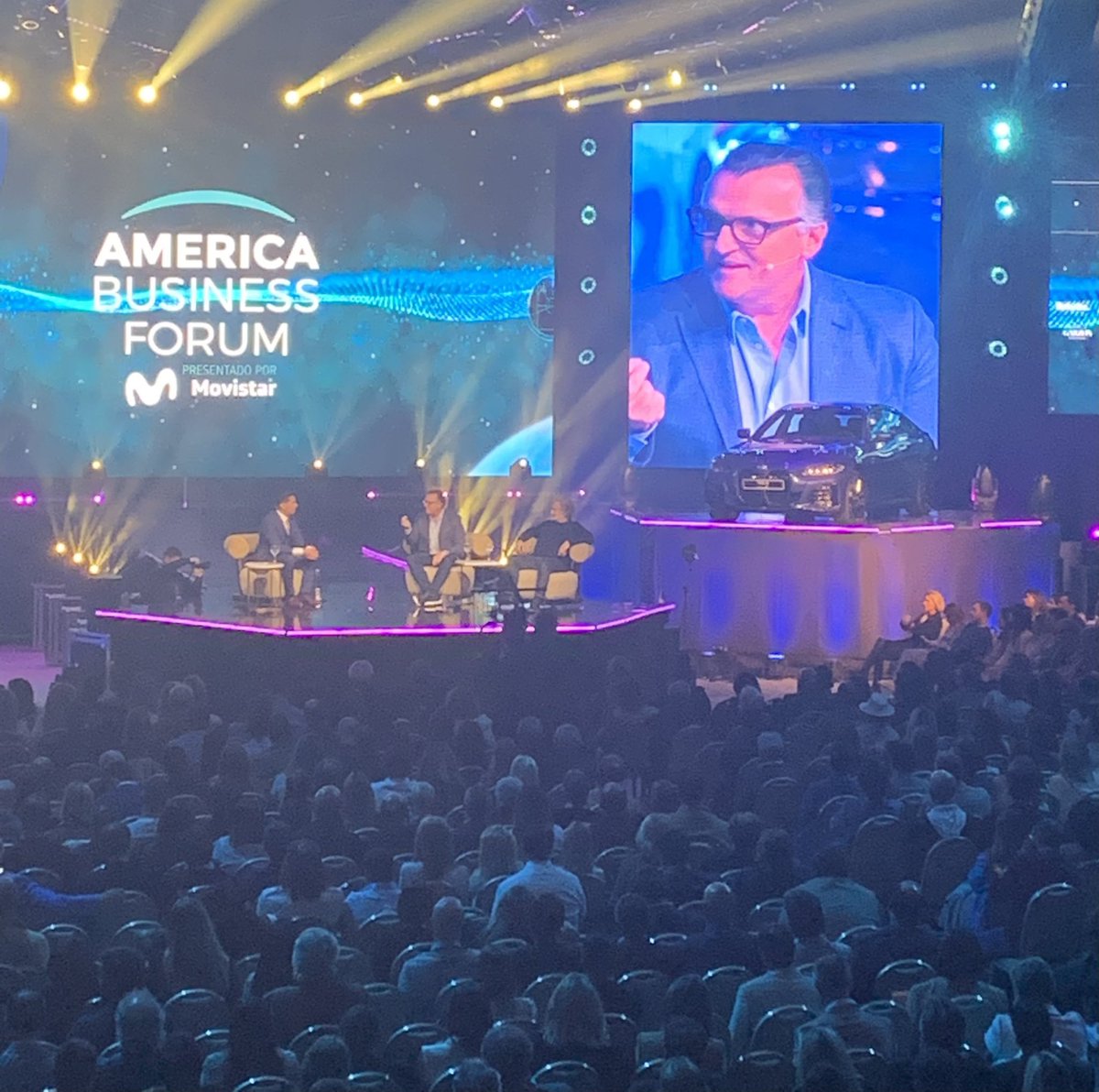 WavemakerUy's tweet image. “En los próximos 20 años la inteligencia artificial se va a comer al software” - @migoya CEO y Co Founder de @Globant en el #AmericaBusinessForum