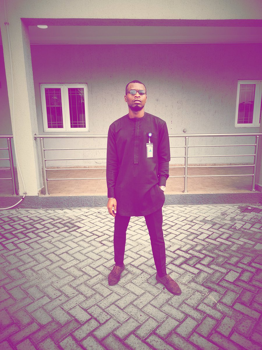 Sam1billion's tweet photo. I fit still hot dis year sha😂😂😂😂 https://t.co/07M8HOscRx