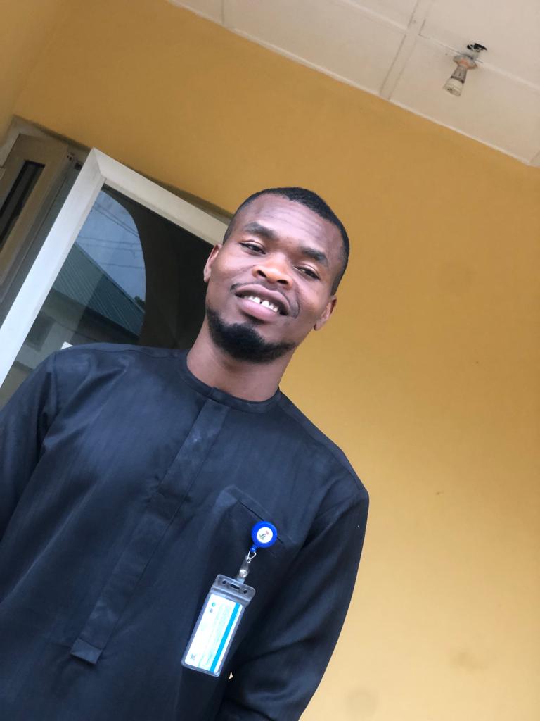 Sam1billion's tweet photo. I fit still hot dis year sha😂😂😂😂 https://t.co/07M8HOscRx