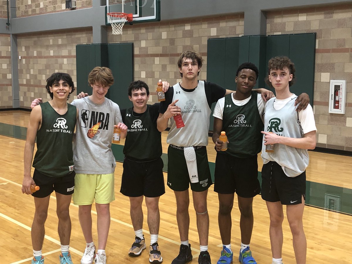 reaganhoops's tweet photo. After a great week of work -  guys finished up today with some fun competition. Congratulations to our Money Ball Champions this week!
#StrikeEm
🐍🏀 https://t.co/USeBIYZoFA
