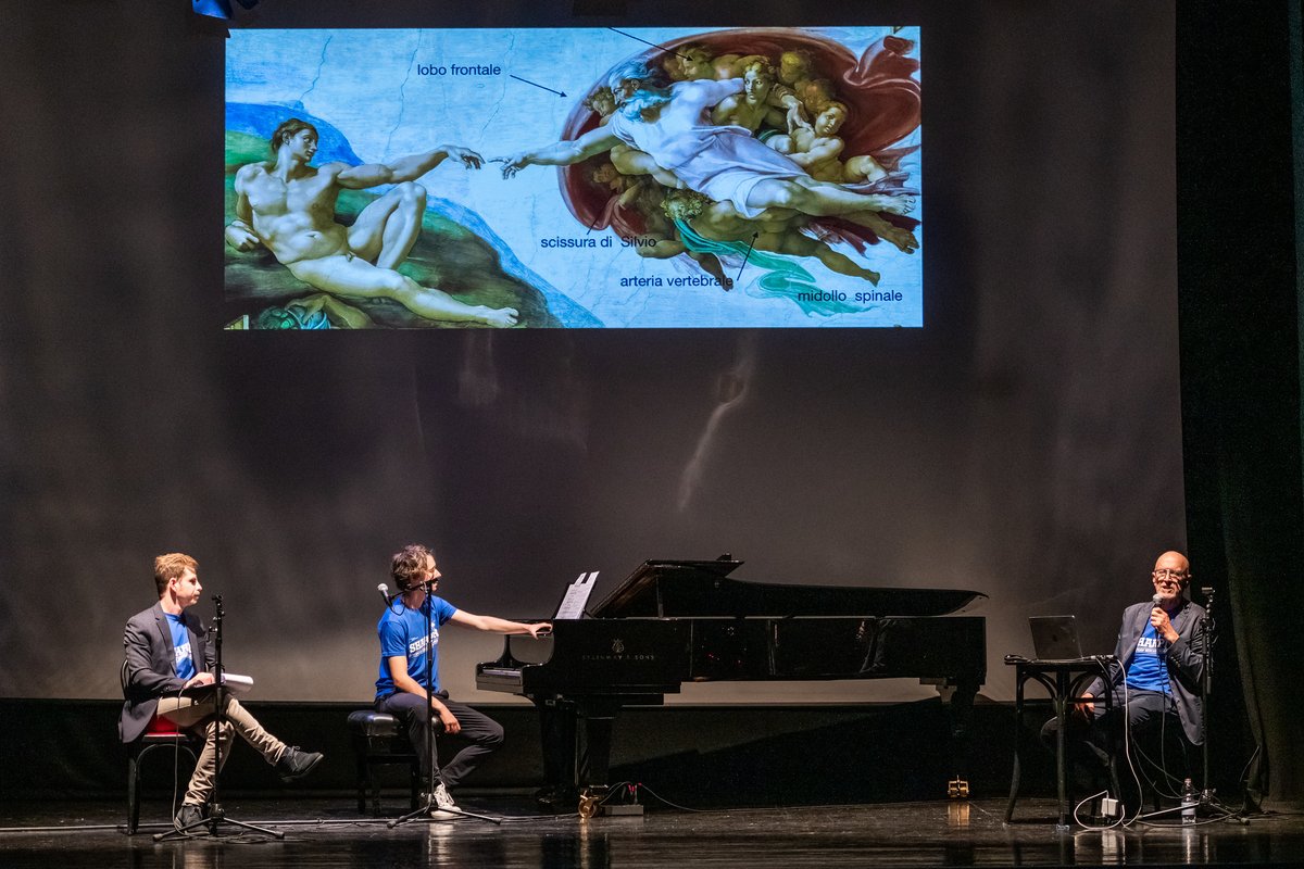 Some pictures from exciting events featuring ICTP during Researcher's Night last week ➡️ the science-art performance MEZZOCIELO 2.0 with Claudio Tuniz, #Oceans and #ClimateChange with @ricfarneti1 and more!

@sharpernight @immaginarioIS

© Immaginario Scientifico/Luca Valenta