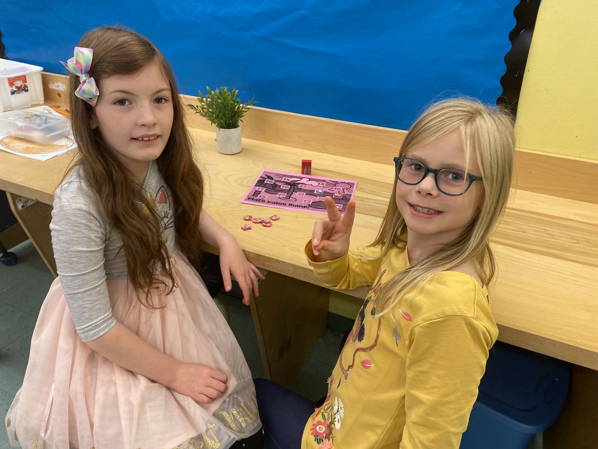 MsLeggeNL's tweet photo. This morning we practiced some new Numeracy games! I think they enjoyed them 🤔 @NLESDCA @NLESDNT @cowanelementary #NumeracyBlock https://t.co/JbIprSUOG5