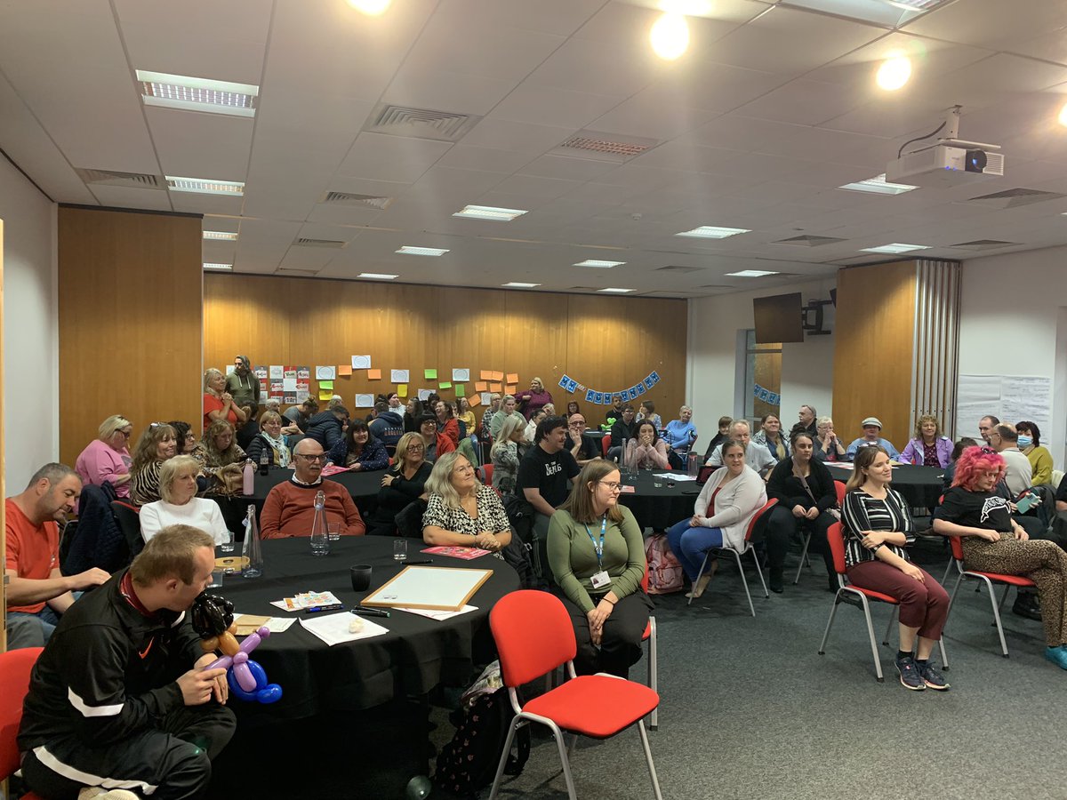Fantastic to be at <a href="/UniSouthWales/">University of South Wales</a> with the <a href="/ArtsFactoryRhon/">Arts Factory Rhondda</a> today, taking part in a hackathon for the <a href="/Comisiwn/">Comisiwn y Cyfansoddiad / Constitution Commission</a>. What a brilliant way to discuss &amp; engage - very unlike usual consultation methods.

Diolch pawb / thanks to everyone who took part.
