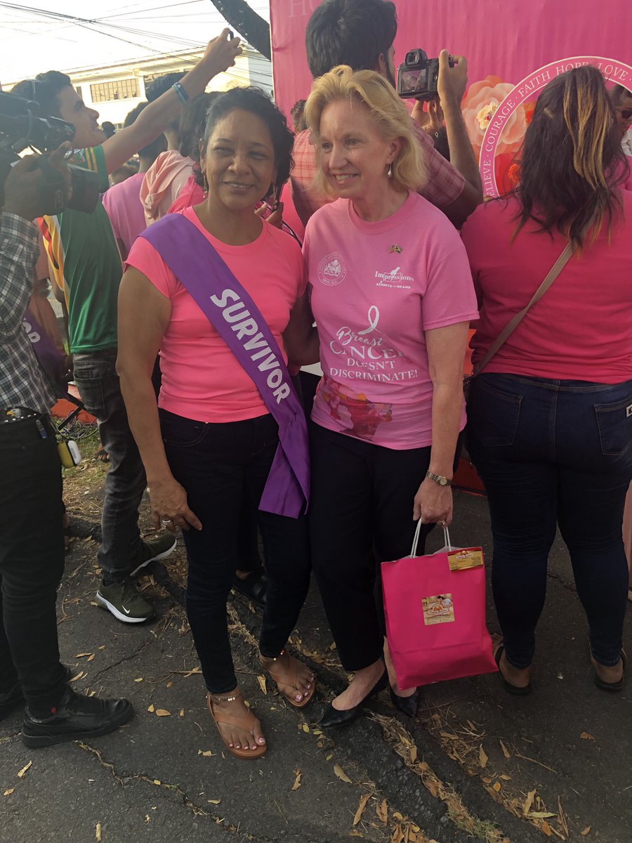 USAmbGuyana's tweet image. Grateful to join HE First Lady Arya Ali and the Guyana Cancer Foundation to honor breast cancer survivors and their families. Early detection works! Please get checked today! @aryaaligy @EmbassyGuyana