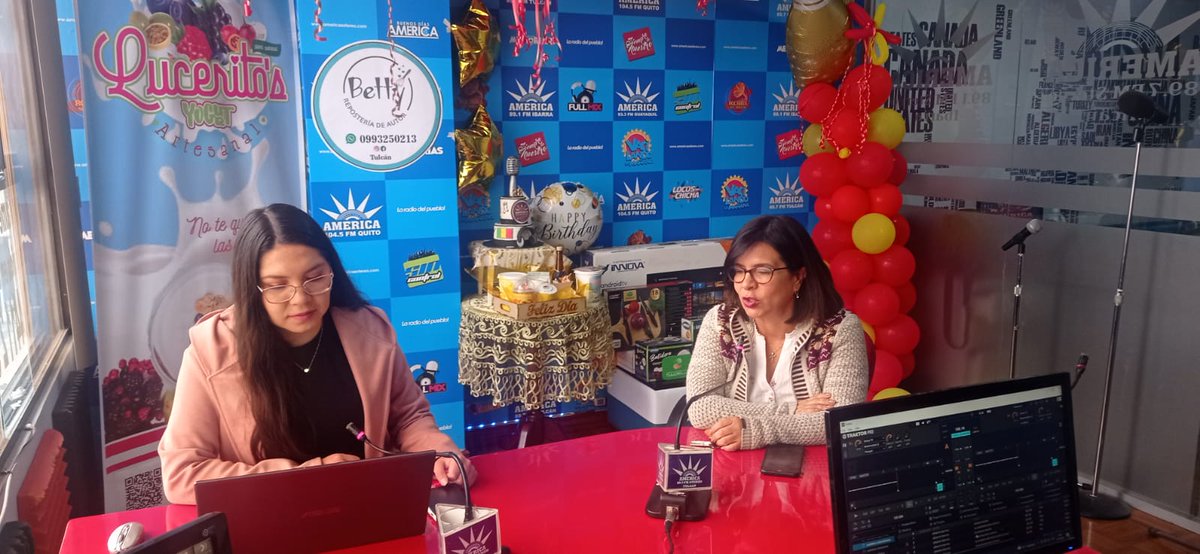 AmericaTulcanfm's tweet photo. Econ. #TatianaMora, de Desarrollo Económico de la Prefectura del Carchi, invita a visitar los lugares turísticos en este feriado, mediante el proyecto #CarchituDestino se puede encontrar las diferentes rutas para visitar cada atractivo y potenciar la actividad comercial. https://t.co/2bUEcH8lbk