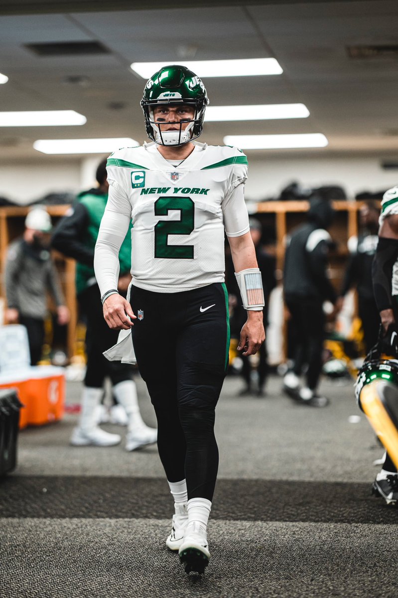 NewEraNYJets tweet media