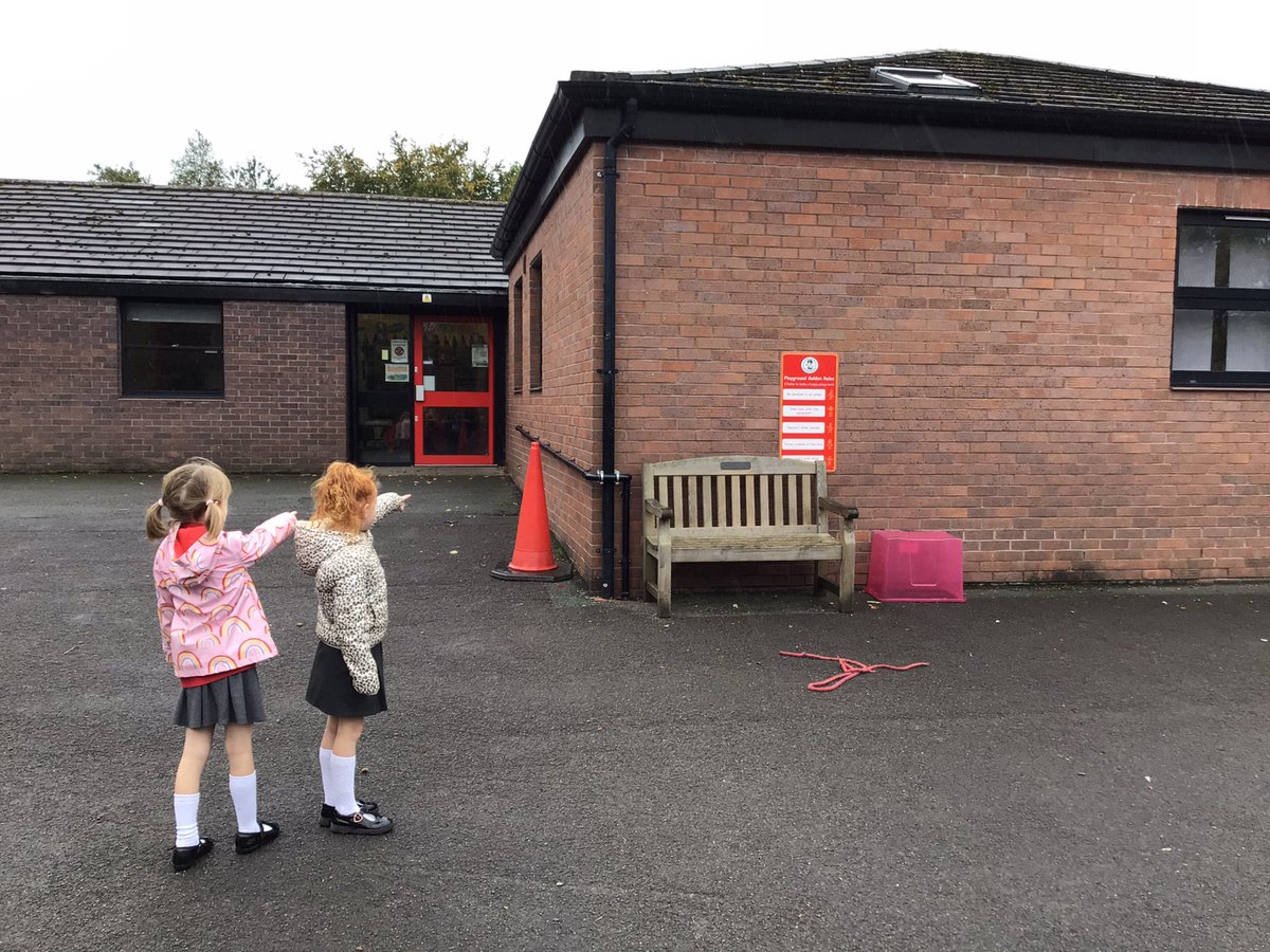 StrettonStMatts's tweet photo. This afternoon, Class 1 went on a geography walk to search for natural and physical geographical features. #SSM #SSMYear1 #SSMGeography https://t.co/hakcrmC6ZV