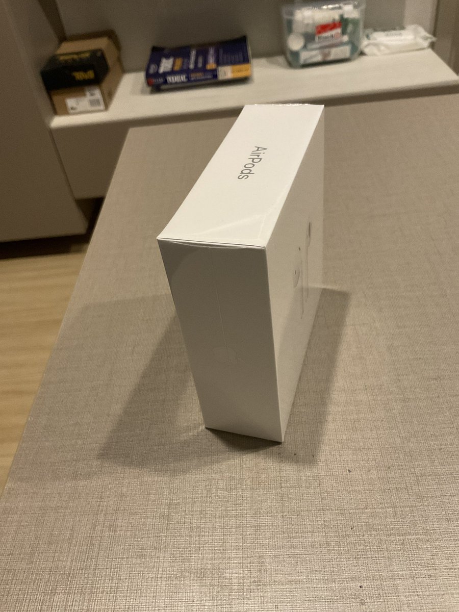 rouiejrt's tweet photo. ขาย #Airpod ค้าบ 3800฿✨
จากโปร Black to school 🤩
ยังไม่แกะซีลค้าบ 🫶
#หูฟังบลูทูธ #airpodsมือ2 #airpodgen2 #หูฟังแอปเปิ้ล #แอร์พอต #แอร์พอร์ตมือสอง https://t.co/odPbLMLxoZ