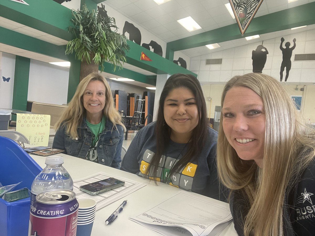 mrsmurphy319's tweet photo. Math PD at Parks Elementary! #pisdmathchat #kruseteachers #3rdgrade https://t.co/l4762lQpOb