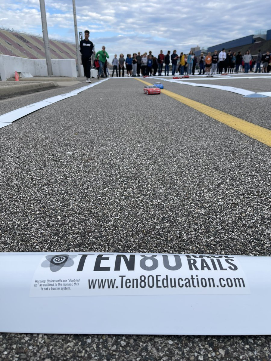 Heather Holshoe tweet media