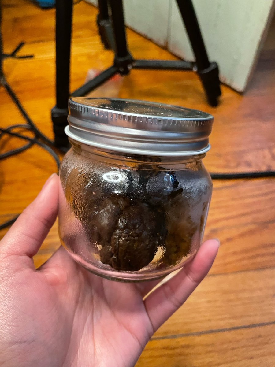 GassyMs's tweet photo. Just made a video of me pooping in this jar for a customer, he’s getting the jar sent to him so he can enjoy it himself ^__* check my scatshop out for the video! #poop #scat #efro #girlspooping #shit #shitting #floorpoop #fetish #coprophilia #scatshop #model #sessions https://t.co/w1fFhZOBob