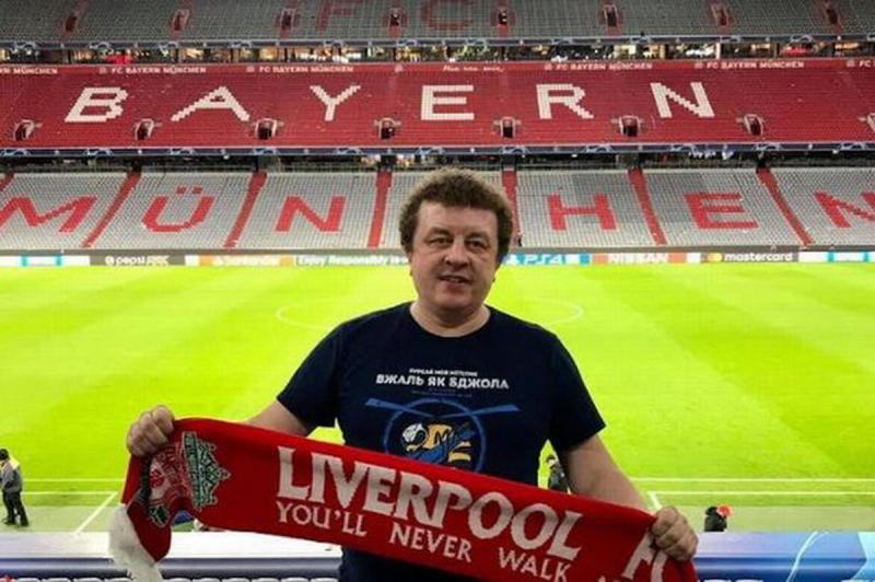 bazkush's tweet photo. Belarus dissident journalist Andrei Aliaksandrau was sentenced to 14 years imprisonment by Lukashenko's corrupt court.
He loves LFC &amp; sings YNWA everyday. We will fight for his freedom #YNWA 
@Tsihanouskaya @TheFarm_Peter 
@IanByrneMP @Carra23 
@LiamThorpECHO https://t.co/1UVcxEyt0E