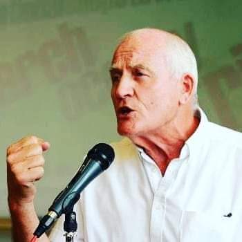 4brothersefc's tweet photo. Remembering the great Tony Mulhearn on the anniversary of his passing. He was my hero and it was a privilege to meet him, attend meetings and hear him speak. The advice, guidance &amp; occaisional telling off he gave me has made a massive difference to my life. I miss you Comrade https://t.co/GJXhUPzbia