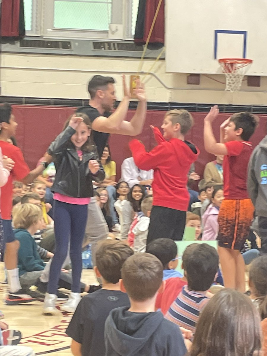 RPS_Somerville's tweet photo. Brandon White had #TeamSomerville on their feet today! #Choosetobebrave #Choosetobenice https://t.co/XA30f5qdv8