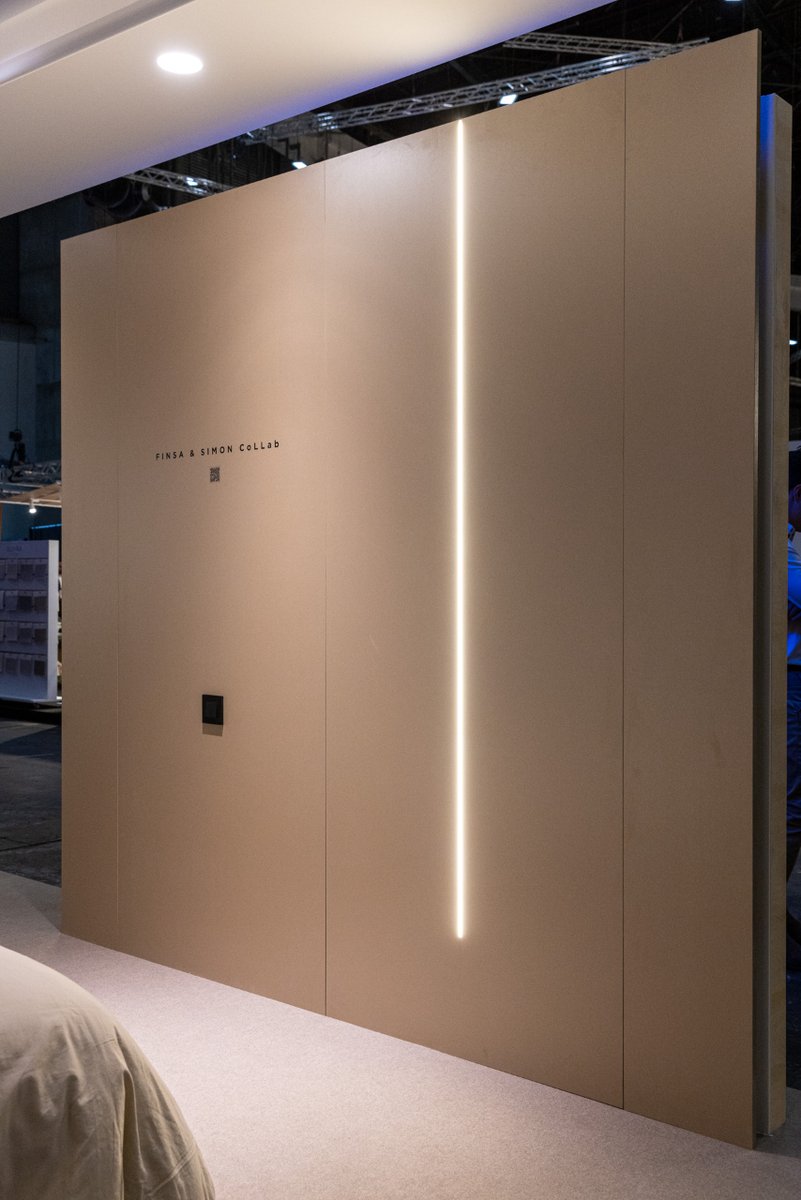 SimonElectricES's tweet photo. ¡Si os habéis acercado a nuestro stand de @interihotel habréis visto la #SimonXFinsaColab!

👉 Se trata de un sistema modular preinstalado sostenible y de carácter circular que incorpora la tecnología de conectividad y luz de Simon en los paneles de madera de @GrupoFinsa. https://t.co/ydmmI1G6BK