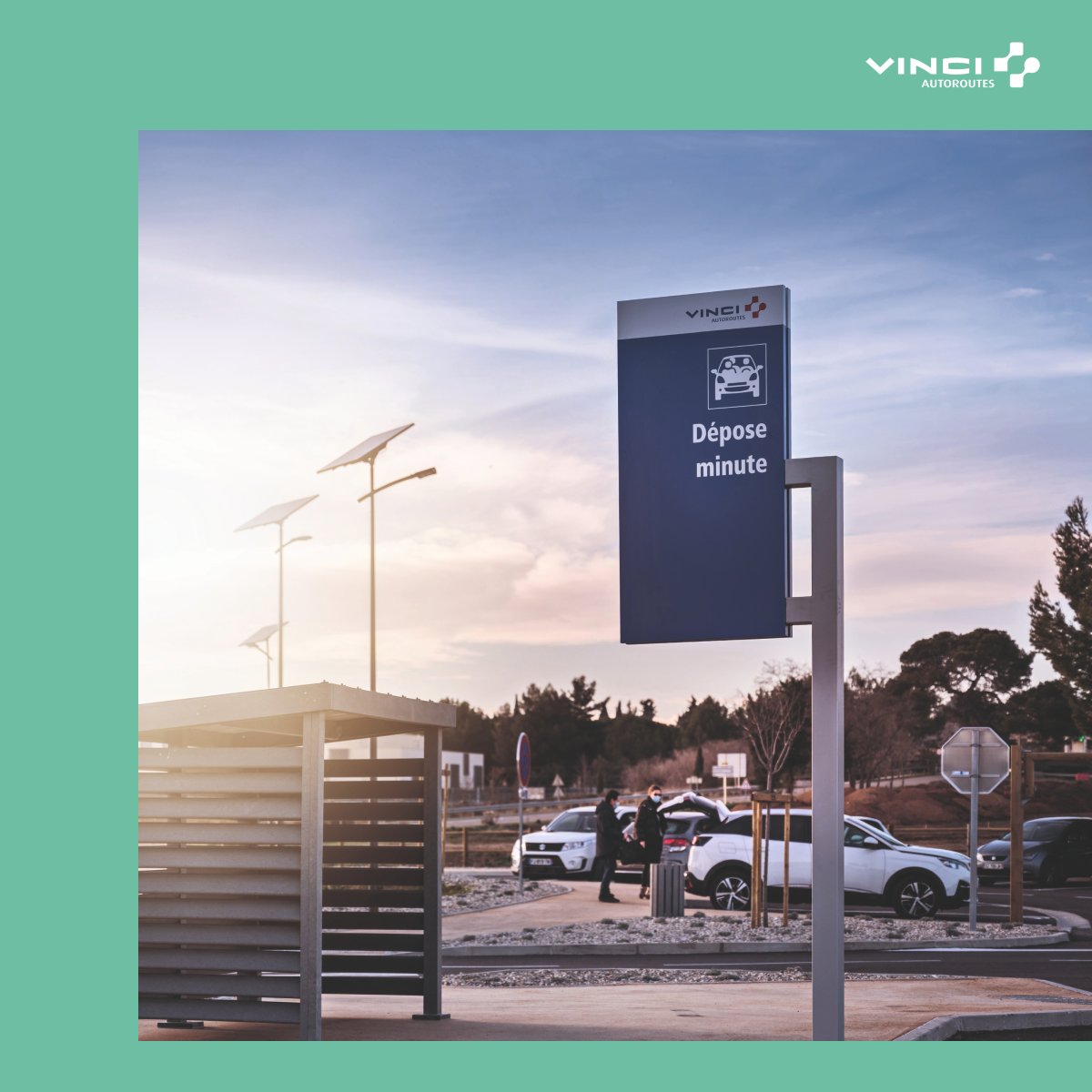 VINCIAutoroutes's tweet photo. Depuis plus d’une décennie, #VINCIAutoroutes contribue au développement du covoiturage en aménageant des parkings dédiés aux entrées et sorties de son réseau afin d'encourager la #décarbonation des usages de la route. #AutorouteBasCarbone https://t.co/33p38LARTy