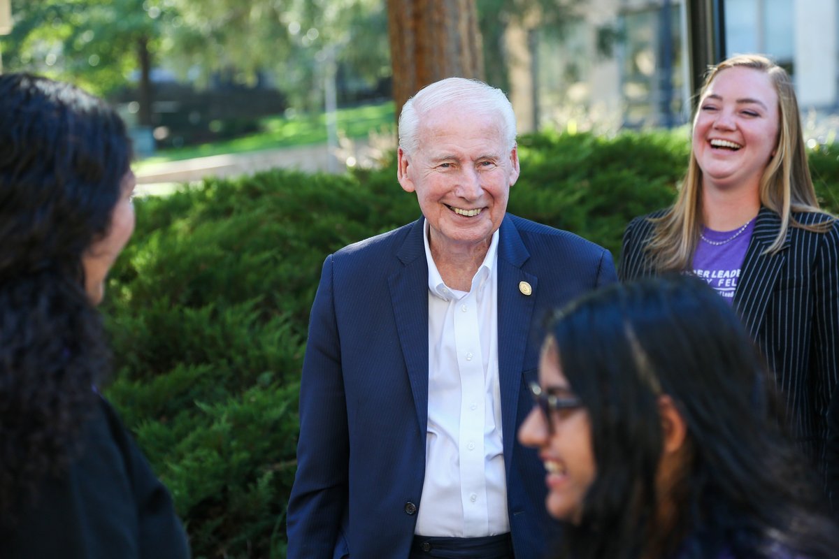 Snyder Leadership Legacy Fellows tweet media