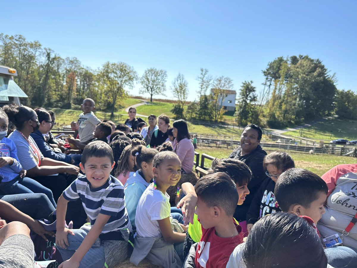 We made it to the farm!  What a beautiful day for an outdoor education experience <a href="/JohnnycakeElem/">JohnnycakeElem</a>