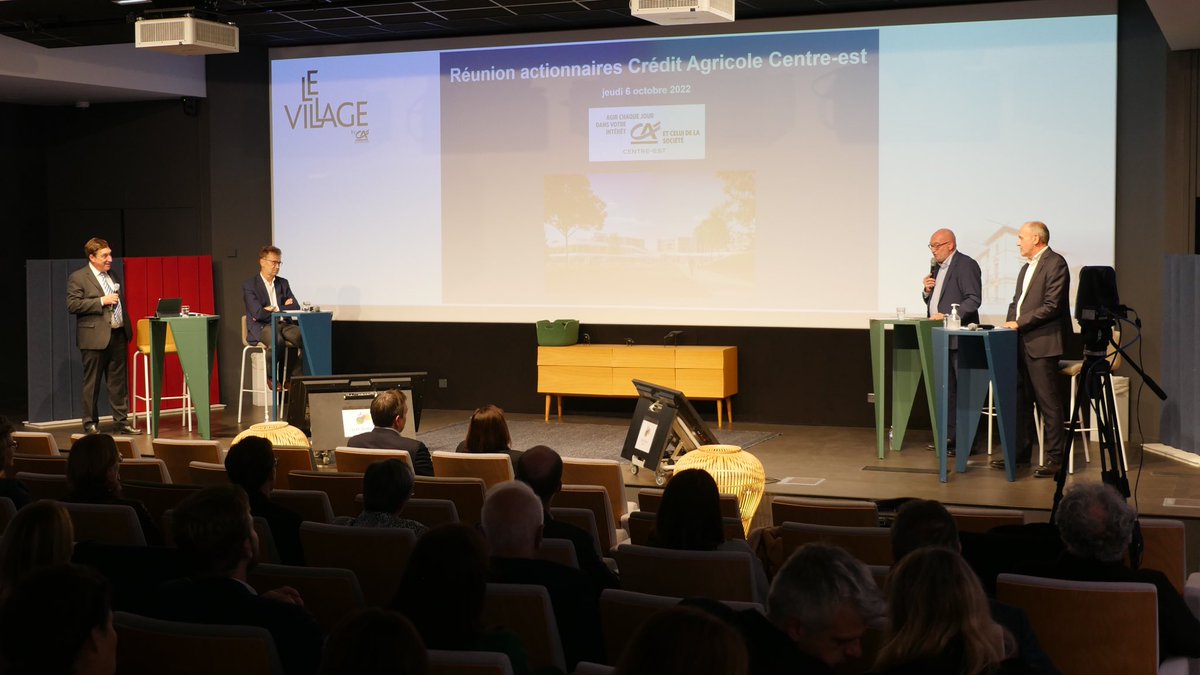 Korn Simone (@simone_korn) on Twitter photo Reunion des actionnaires <a href="/Credit_Agricole/">Groupe Crédit Agricole</a> en région à Champagne-au Mont d’Or. Le <a href="/ca_centrest/">Crédit Agricole Centre-est</a> a été ravi d’accueillir 150 actionnaires. Merci <a href="/GrivetJerome/">Jérôme Grivet</a> Directeur général Délégué de Crédit Agricole S.A., à <a href="/DESAMAISPascal/">DESAMAIS Pascal</a>, Président et <a href="/raph314/">Appert Raphaël</a>, Directeur général <a href="/ca_centrest/">Crédit Agricole Centre-est</a> Reunion des actionnaires <a href="/Credit_Agricole/">Groupe Crédit Agricole</a> en région à Champagne-au Mont d’Or. Le <a href="/ca_centrest/">Crédit Agricole Centre-est</a> a été ravi d’accueillir 150 actionnaires. Merci <a href="/GrivetJerome/">Jérôme Grivet</a> Directeur général Délégué de Crédit Agricole S.A., à <a href="/DESAMAISPascal/">DESAMAIS Pascal</a>, Président et <a href="/raph314/">Appert Raphaël</a>, Directeur général <a href="/ca_centrest/">Crédit Agricole Centre-est</a>
