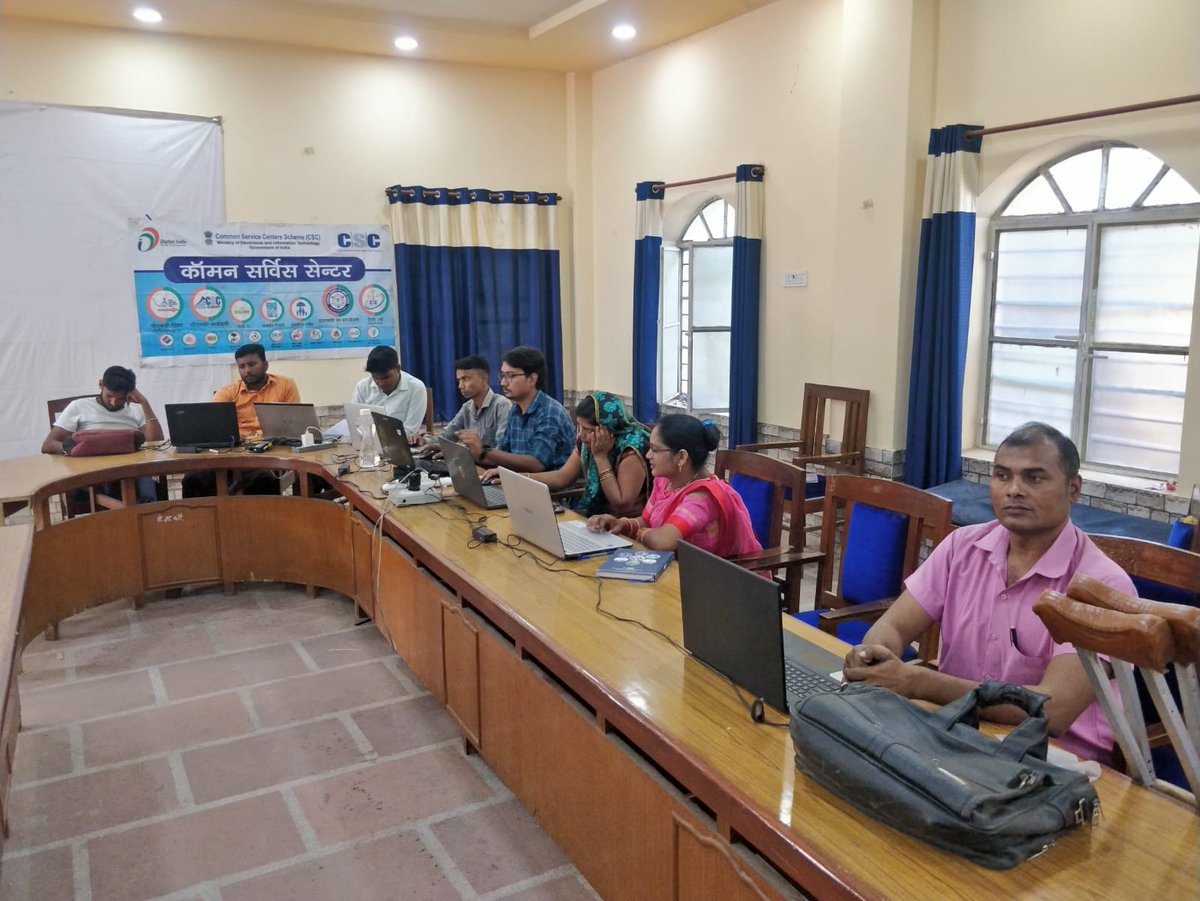 KesharKhan4's tweet photo. Alimco organized assessment camp for Divyanjan and Senior Citizen under the ADIP and ViyoShree Scheme.
CSC VLE has register peoples to scheme in the camps.
@ceo_csc @ALIMCOHQ 
@CSCegov_ @DholpurDm https://t.co/qOv4tQSX2k