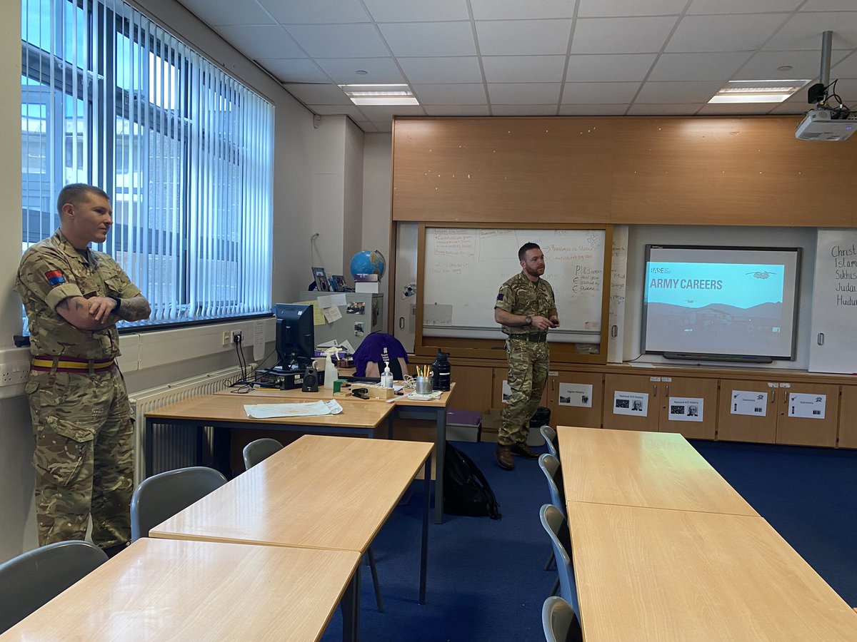 Thank you to the army recruitment team for sharing a wonderful presentation on careers in the armed forces for the Friday Uniform services classes.