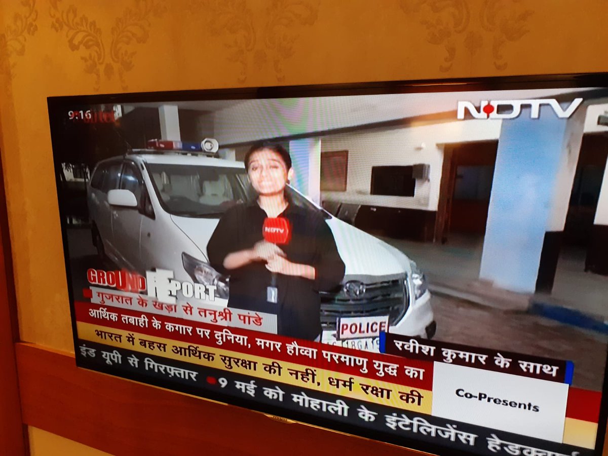 TanushreePande's tweet photo. My report -
1. No action against local Crime Branch cops seen flogging in #Gujarat
2. Muslim men were flogged for pelting stones. But so far, cops found NO video evidence of that
3. FIR which names 43 Muslim men was filed solely on basis of complaint by Sarpanch Indravadhan Patel https://t.co/OaizevTn0r