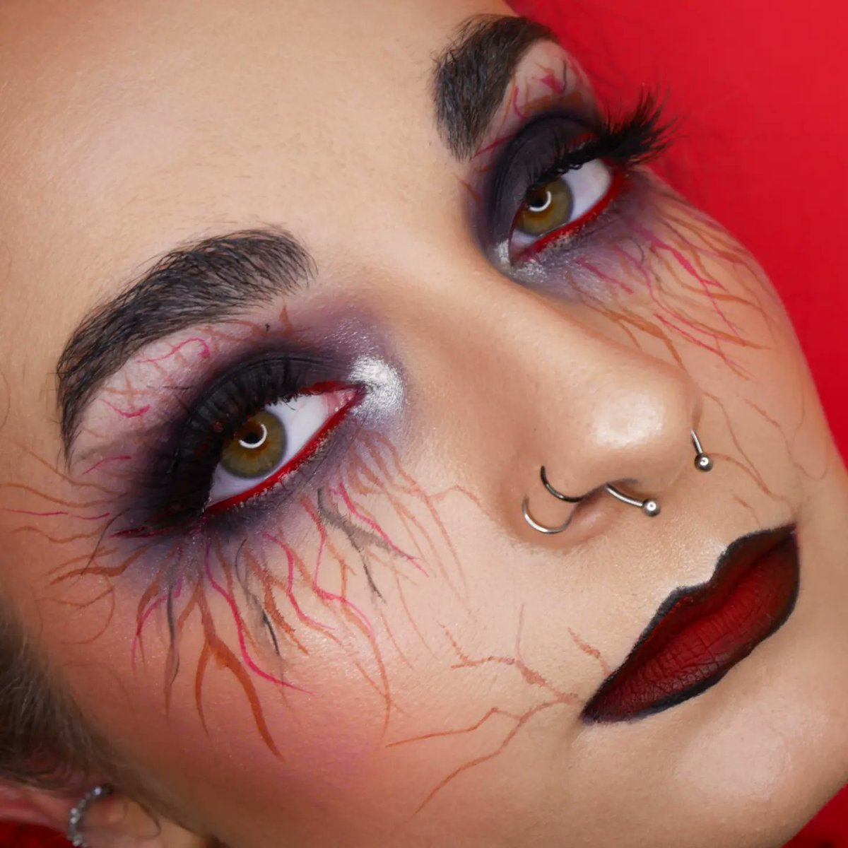 ZOMBIE 🧟‍♀️

@bperfectcosm Manifest Dream Big Palette
@nojebeauty Lashes 100% Fake
@NYXCosmetics On The Rise Volume Liftscara & Bare with me Concealer Light
@MorpheBrushes Brow Setting Gel Translucent & Micro Brow Pencil Java
@beautybaycom Powder Bronzer Donut & Highlighter Beam