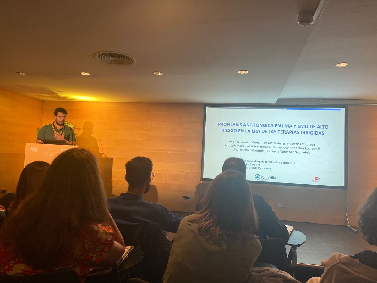 HematValdecilla's tweet photo. Hoy #RodrigoCantera ha dado su primera  #comunicación #oral en un congreso y lo ha hecho 🔝 @HematValdecilla en #Hemato2022 https://t.co/vyZS9Y2gk2