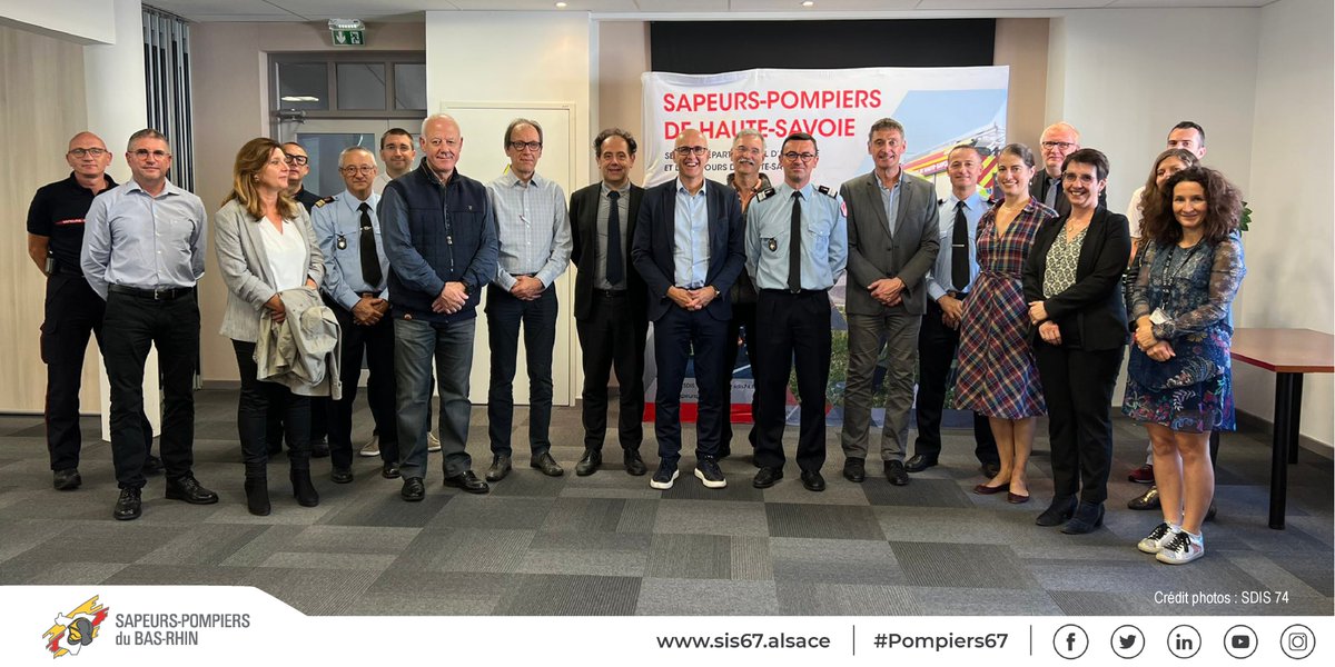sdis67's tweet photo. Aujourd’hui, @F_Bierry, président du #CASIS67, le contrôleur général R. Cellier, #DDSIS67 et M. Galy, directeur du @CHRUStrasbourg #SAMU67, étaient à #Annecy pour une visite et une présentation de la plateforme commune d’appels☎️Merci au @SDIS74 et au #SAMU74 pour leur accueil. https://t.co/rCt8HWaHYp