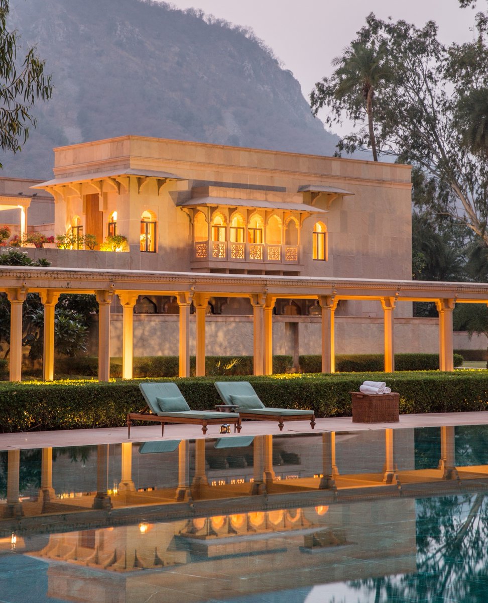 Amanresorts's tweet photo. In the wilds of the Aravalli Hills, #Amanbagh hosts an Advanced Yoga Retreat that explores every aspect of this ancient meditation. Find a deeper sense of spiritual connection that has served those who have followed this philosophy for over 5,000 years.

https://t.co/VJYg3VcrnE https://t.co/rAiTqRfjEV