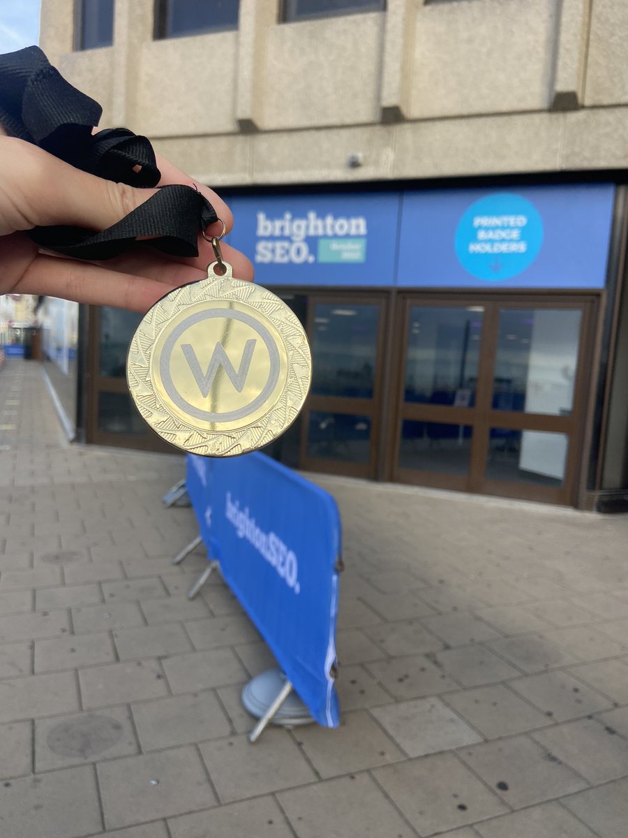 The @WebCertain Speaker Medallion has made its way to <a href="/brightonseo/">brightonSEO</a>! 🌊🏖 Where will it end up next?! <a href="/kirstiehoskin/">Kirstie Cartledge</a>