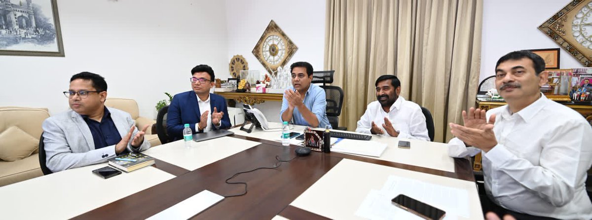 KTRBRS's tweet photo. It is with great pleasure that I would like to announce the Hyderabad e-Mobility Week from 6th -11th February 2023

Hyderabad will host India's first-ever Formula E Race, the Hyderabad E-Prix 

#ElectricVehicles #HyderabadEPrix #TrailblazerTelangana
@FIAFormulaE @MahindraRacing https://t.co/I62y7pu3C8