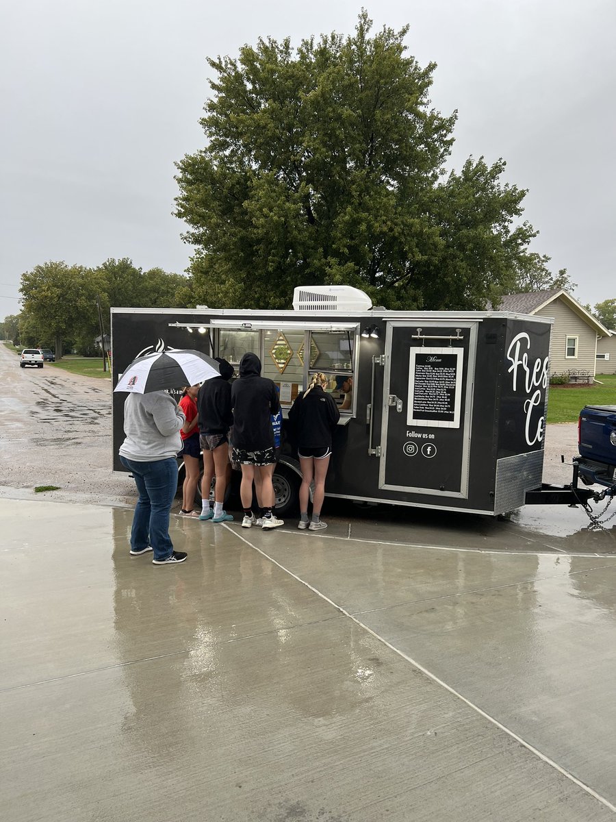 Slater_Curtis_'s tweet photo. Working with Wilcox-Hildreth District Educators and love the energy and environment that they are creating for students, staff and the community they serve! #TILL360 #SOAR #FORK https://t.co/VCzRkcBHgf