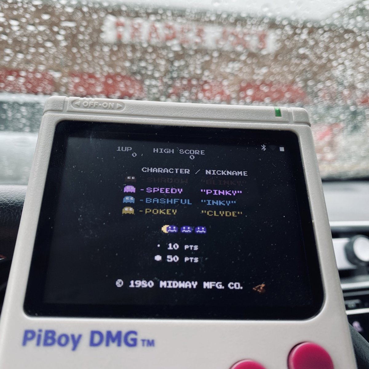 gozgeek's tweet photo. Wanna go to Trader Joes? Sure! #retrogaming #atari #pacman #atari8bit #piboy https://t.co/iOvYwECBgG