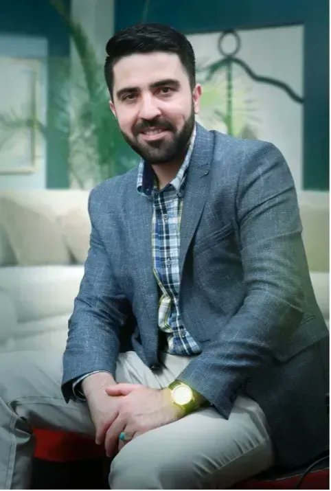 UCalgaryPoliSci's tweet photo. 2/9 A hearty Hello! to Noor Darwish, one of our new PhD students! Former Deputy Minister for Higher Education in Afghanistan, his research will focus on regional conflict, peace-building &amp; development w/ the United States, ISAF &amp; the NATO Forces in Afghanistan. Welcome aboard! https://t.co/xCOZwdmpQZ