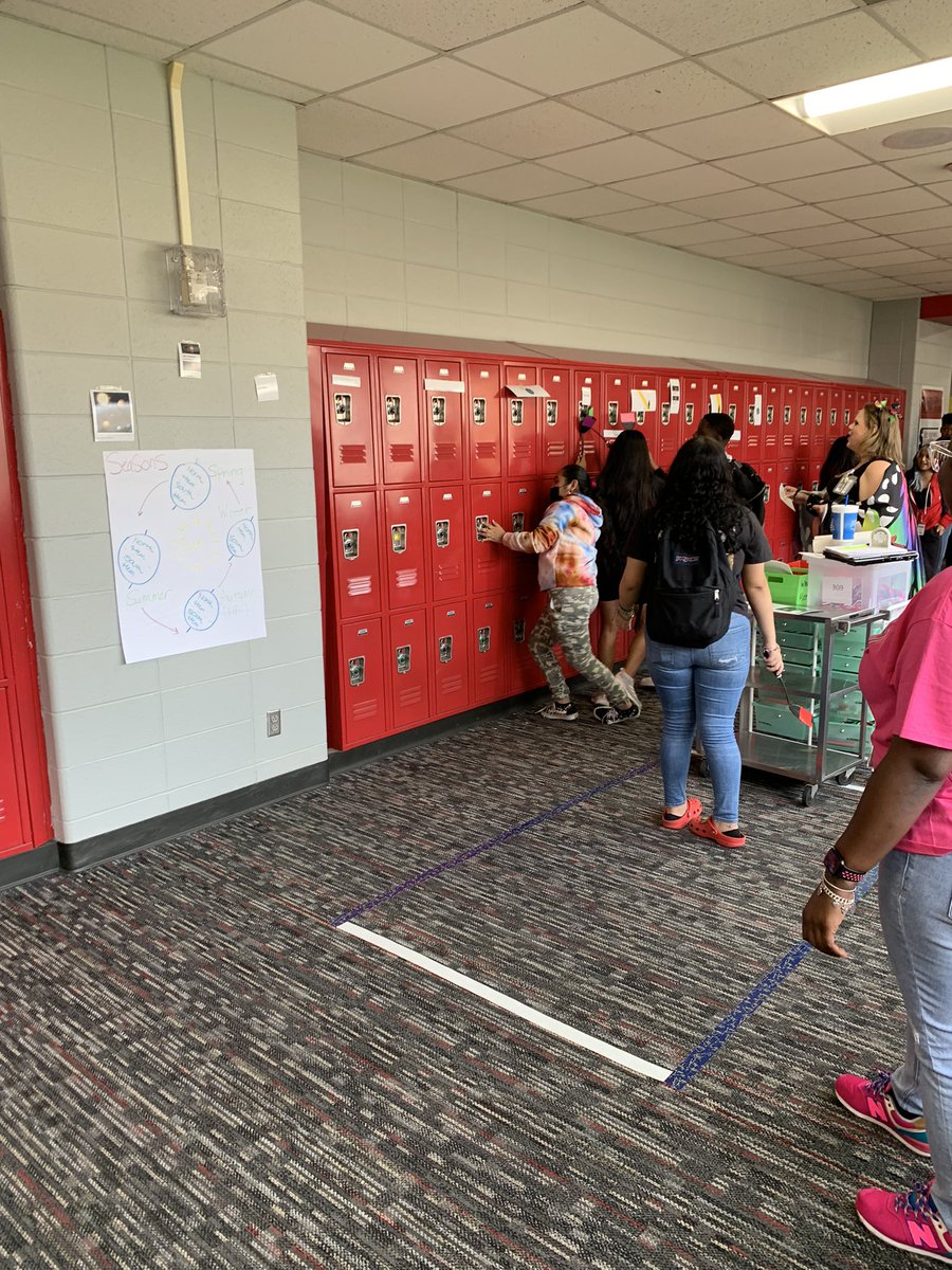 ksblain's tweet photo. 8th Grade science team rocking it with swat the star vocabulary strategy with rotation and revolution.
@KleinIntKISD @KleinISDscience #soaringinscience https://t.co/DLbC5XJ9l3