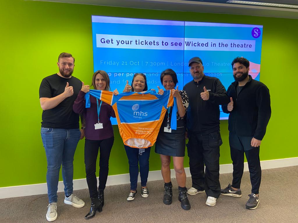 👏 Our office-based colleagues are wishing good luck to the mhs homes team participating in The Kent Classic bike ride Sunday!

🚲 Our cyclists will be raising money for World Child Cancer &amp; we hope the weather stays dry during their ride.

😁 Donate here: bit.ly/3RHxIIA
