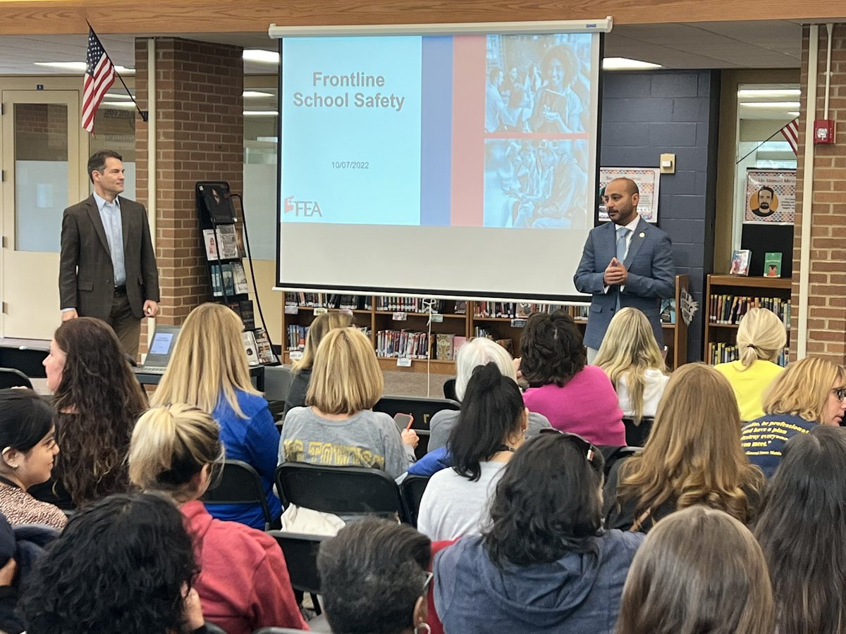 At today’s institute day our school secretaries along with secretaries from across Lyons Township learned how to improve safety as our frontline workers. <a href="/schoolsecurity/">Paul Timm, PSP</a> <a href="/LTWaterman/">Brian Waterman</a> <a href="/BarnhartBrian/">Brian Barnhart</a> <a href="/krisriv1/">Kris Rivera</a> <a href="/EllieAmbuehl/">EllieAmbuehl</a>