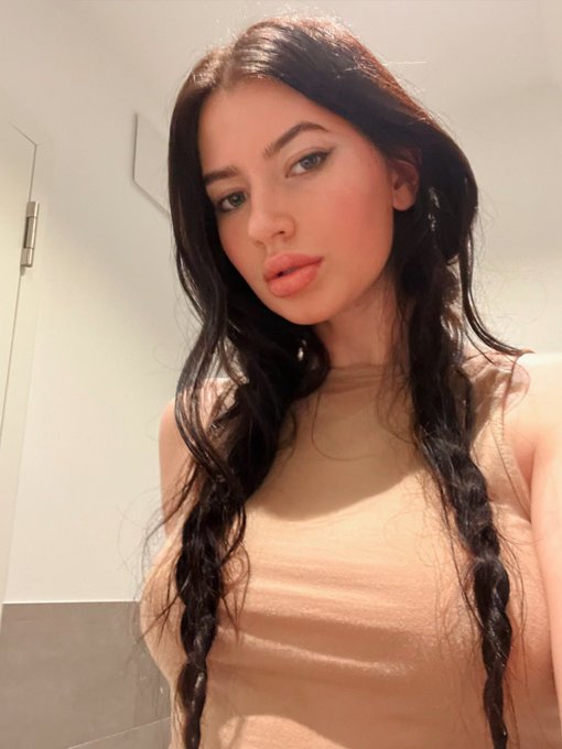 Time for a relapse 😘 https://t.co/a0l9AggfSG