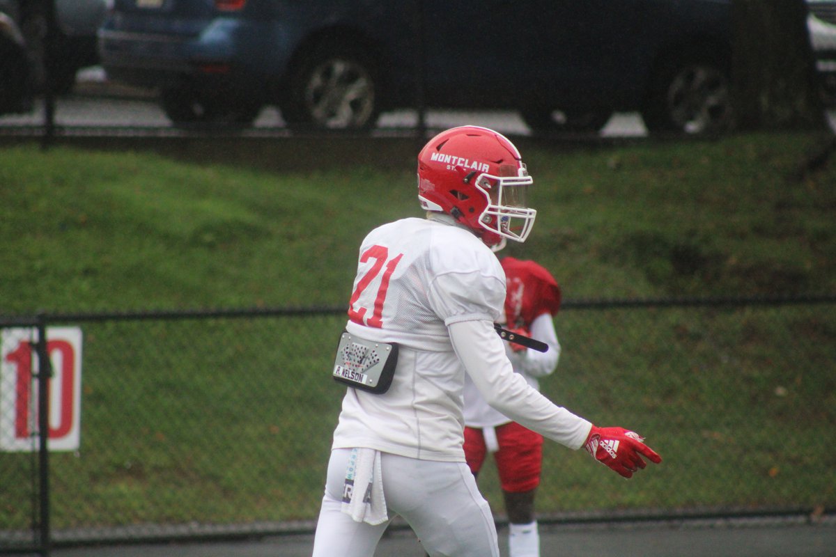 EmilySReports's tweet photo. Practice Shots (10.5.2022) -  @Montclair_FB is ready to take on Kean University tomorrow night @ 6pm at Sprague Field. The team is officially back in New Jersey for their remaining 5 games games of the regular season. (1/2) https://t.co/AYl7hqUIUP