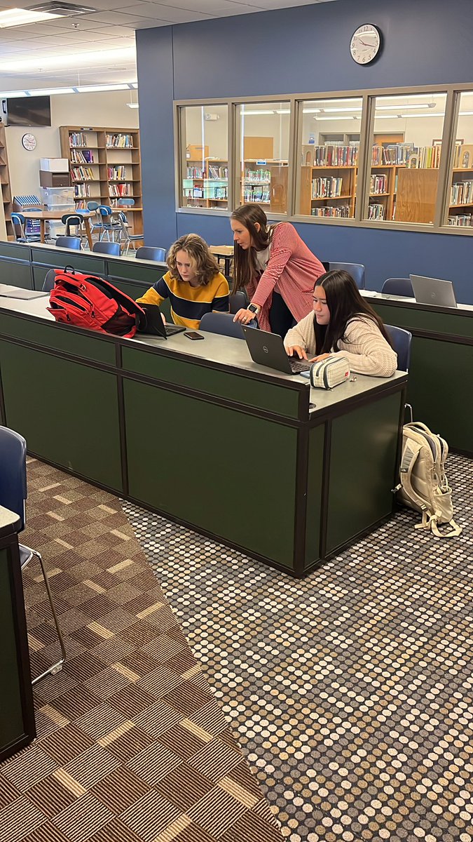 HightTucker's tweet photo. Apply2College Day!! @WayneSchools https://t.co/z3wvyIEqXB