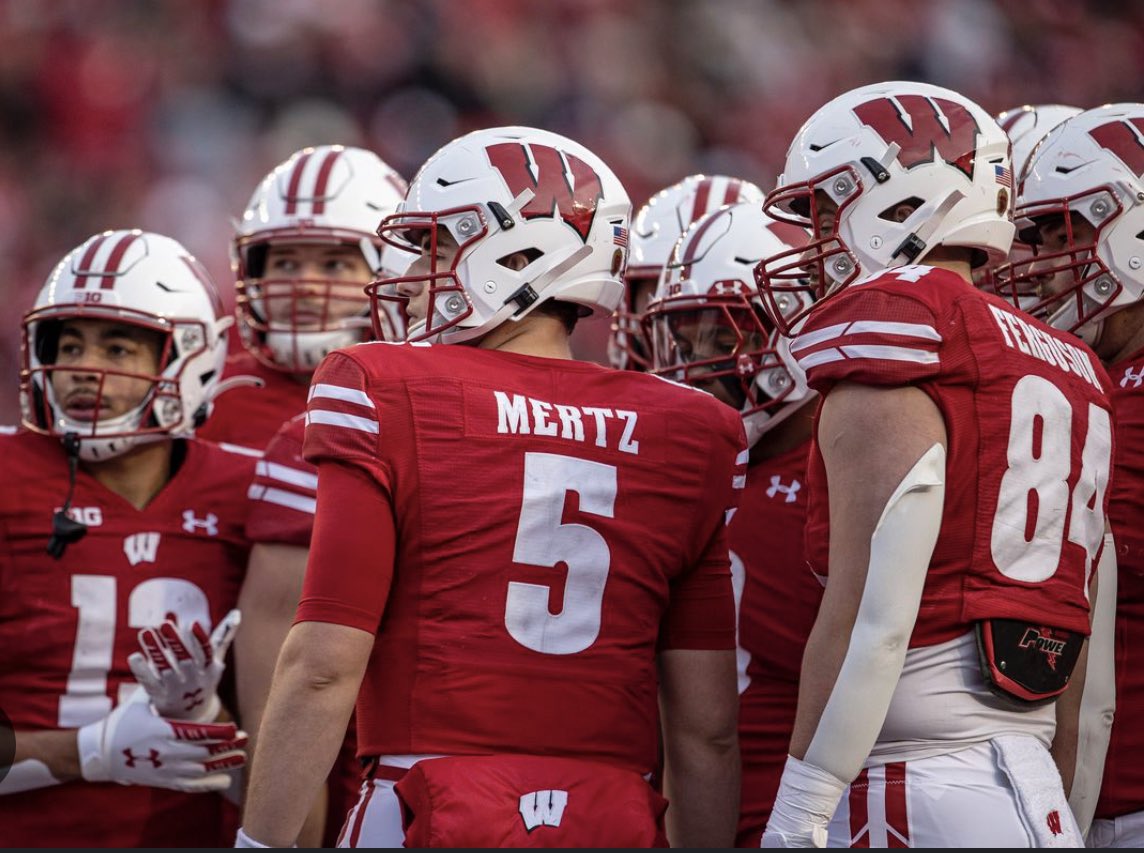 Aaustin05's tweet photo. After a great conversation with coach @CoachAlvah I’m blessed to receive an offer from the University of Wisconsin #gobaders @PoteatCoach @jimleonhard @LopezMchs @coolc815 @MCHS__FBALL https://t.co/4acJxSPUjZ