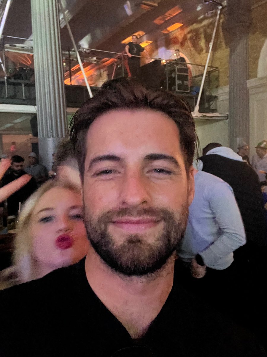 LewisDorling's tweet photo. Brad pitt? #londonbierfest https://t.co/Mbf2krv3Dn